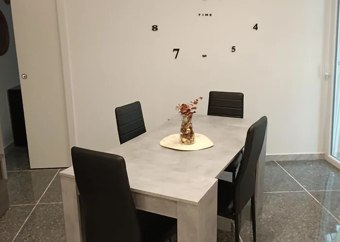 Saint Peter's Nest *