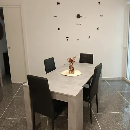 Saint Peter's Nest *