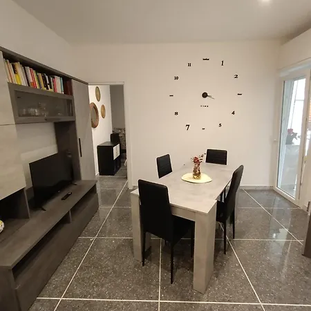 Saint Peter's Nest * Róma