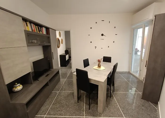 Saint Peter's Nest * Rome